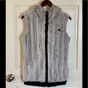 Women’s Northface Vest